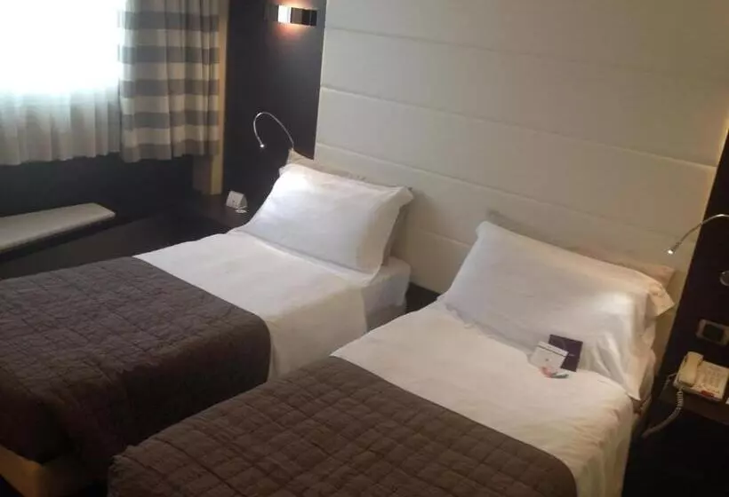 Superior-huone, Mercure Bergamo Aeroporto