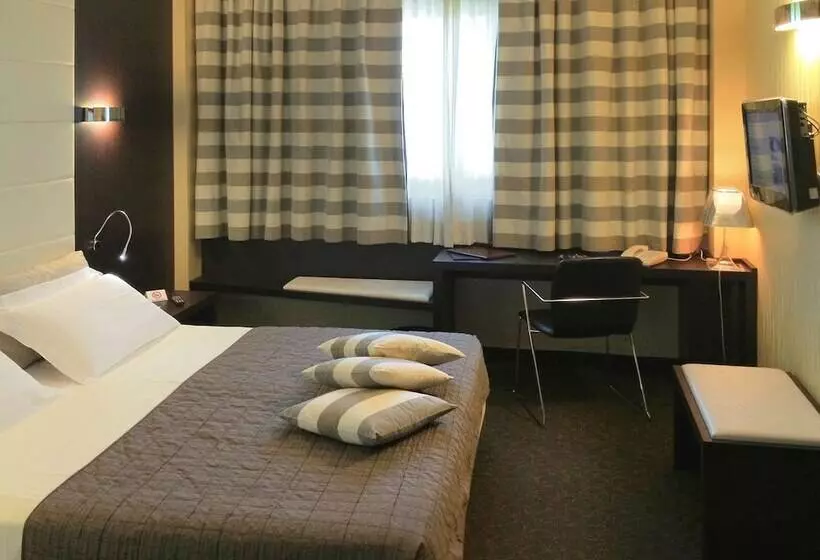 Superior-huone, Mercure Bergamo Aeroporto