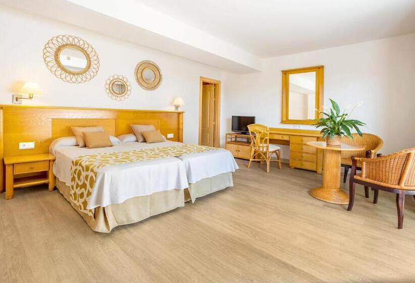 سوییت جونیور, Ona Palmira Paradise Paguera