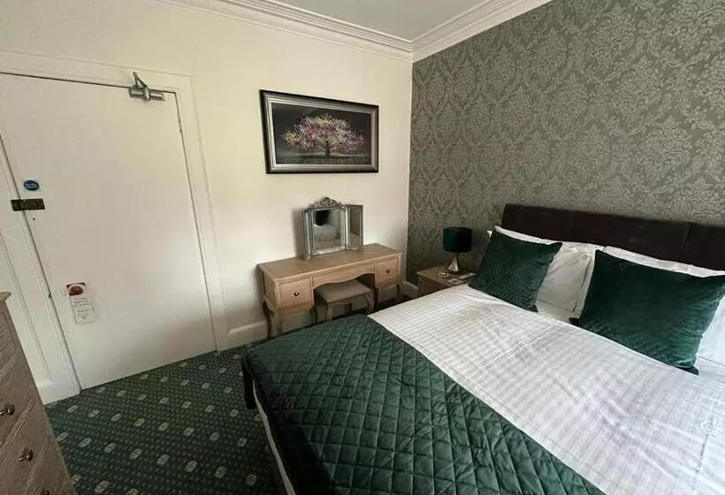 Standard room with outdoor bath, Ravenscourt House, Guest House & Holiday Let
