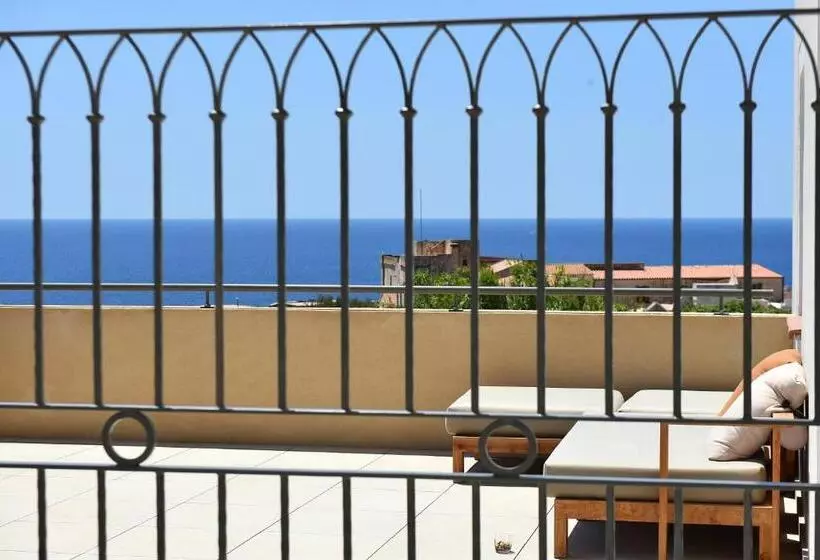 اتاق سوپریور با چشمانداز دریا, Santateresa