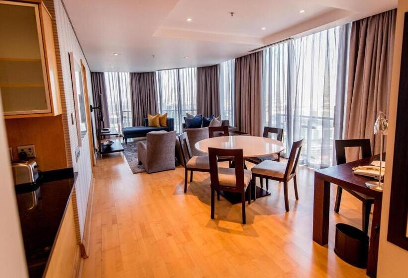 جناح ديلوكس غرفتين نوم, The Michelangelo Towers