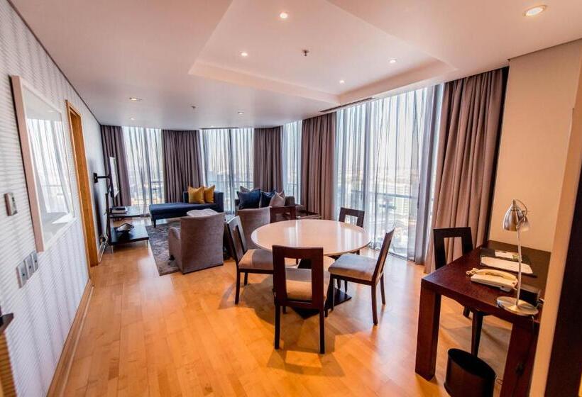 جناح ديلوكس غرفتين نوم, The Michelangelo Towers