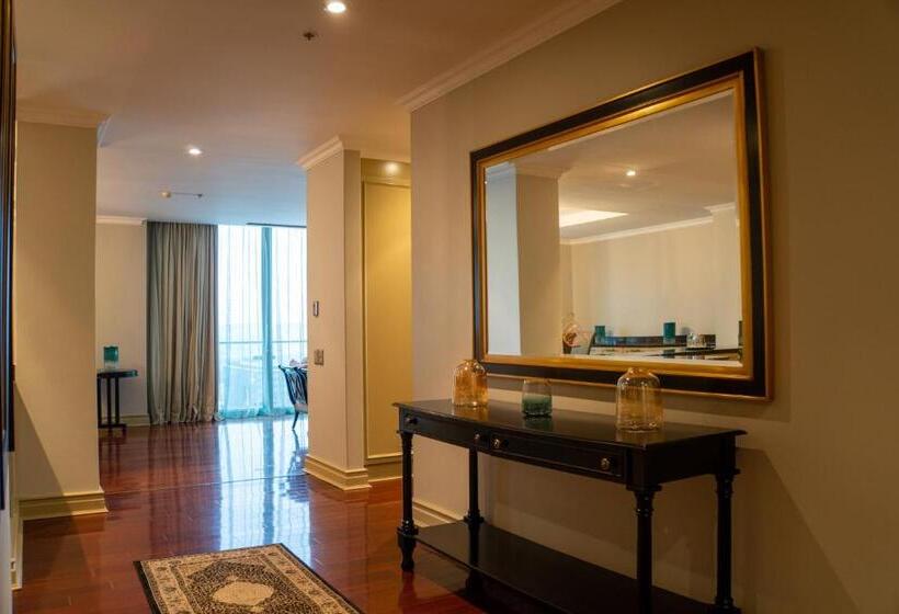 جناح رئاسى, The Michelangelo Towers