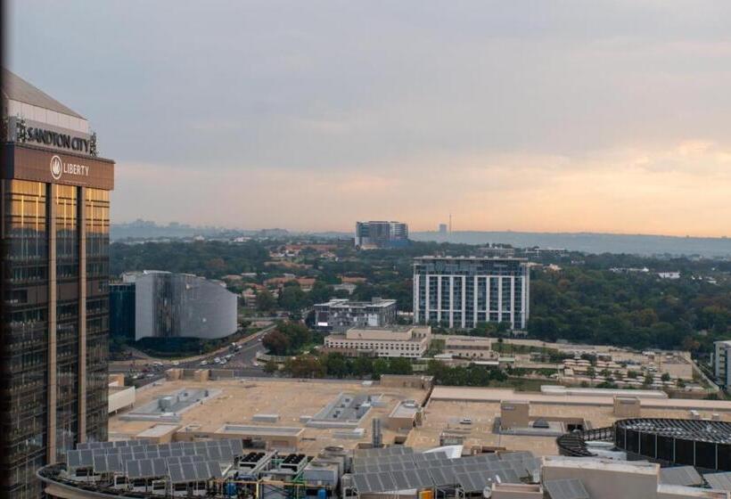 جناح رئاسى, The Michelangelo Towers