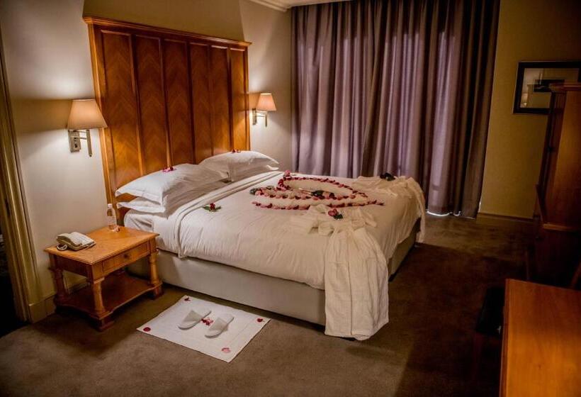 جناح إدارى, The Michelangelo Towers