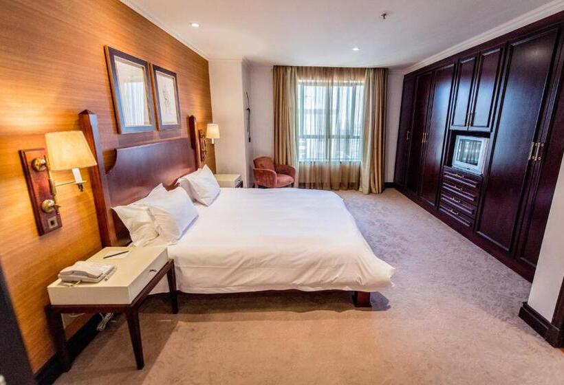 جناح غرفتين نوم, The Michelangelo Towers