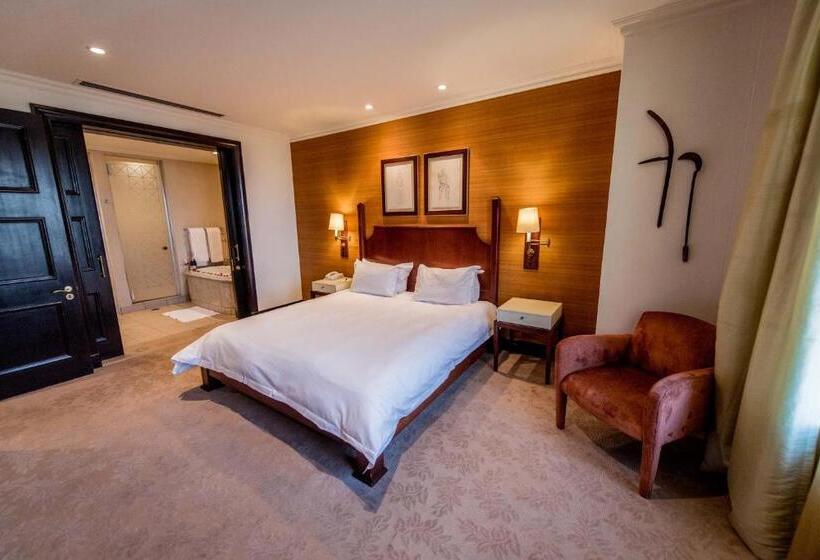 جناح غرفتين نوم, The Michelangelo Towers