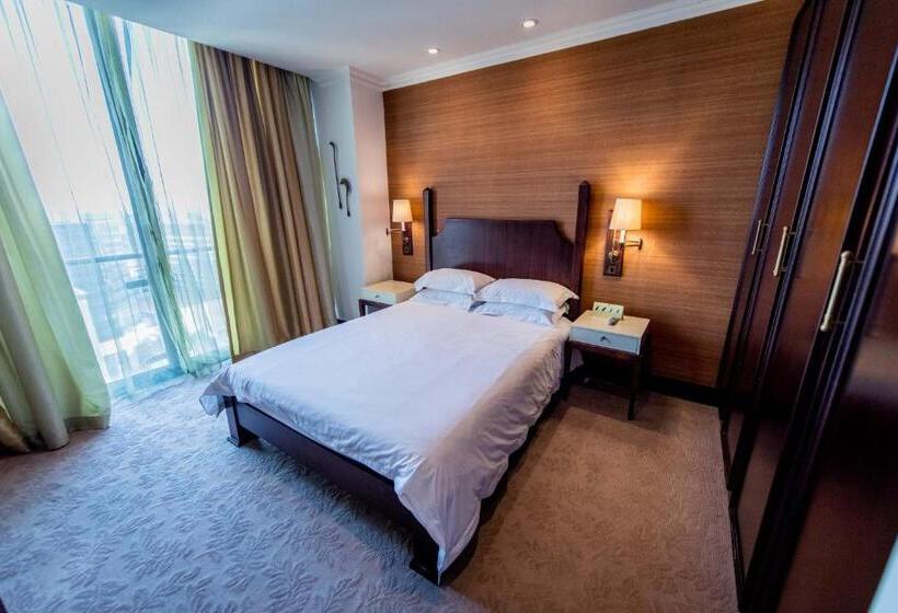 جناح غرفتين نوم, The Michelangelo Towers