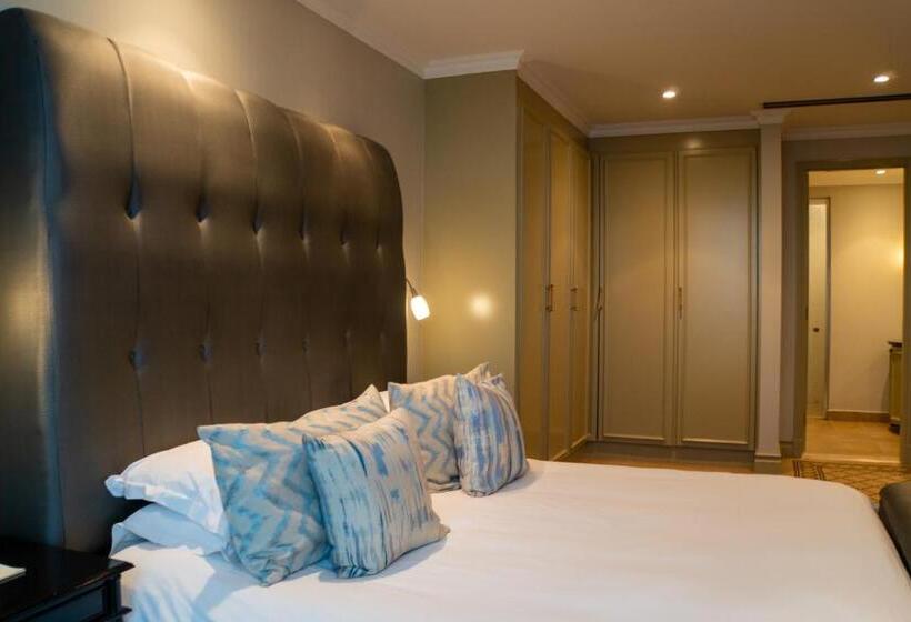 جناح رئاسى, The Michelangelo Towers