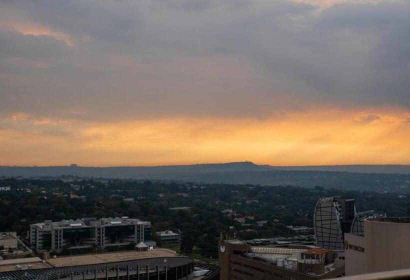 جناح رئاسى, The Michelangelo Towers
