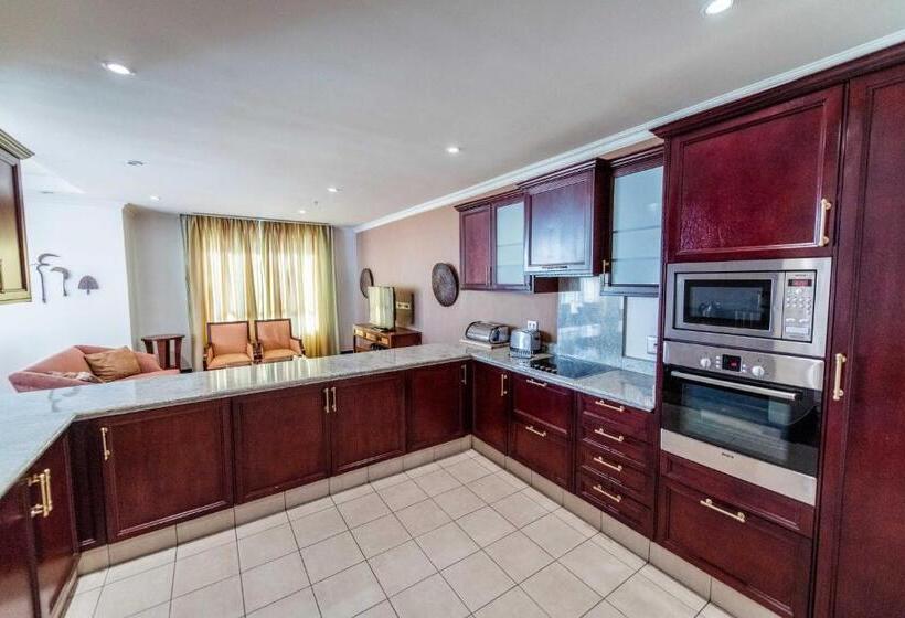 جناح غرفتين نوم, The Michelangelo Towers