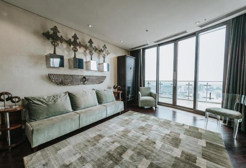 شقة سوبريور غرفة واحدة, The Michelangelo Towers