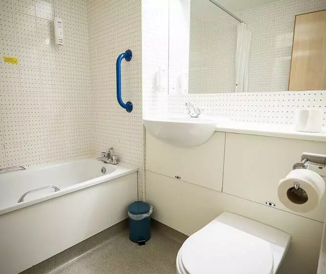اتاق خانوادگی, Travelodge Waterford