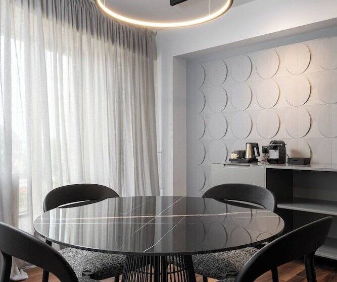 جناح, Vega Sofia