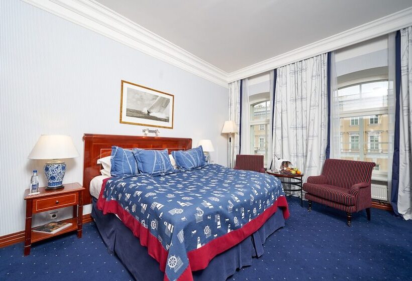 جناح, Kempinski Hotel Moika 22