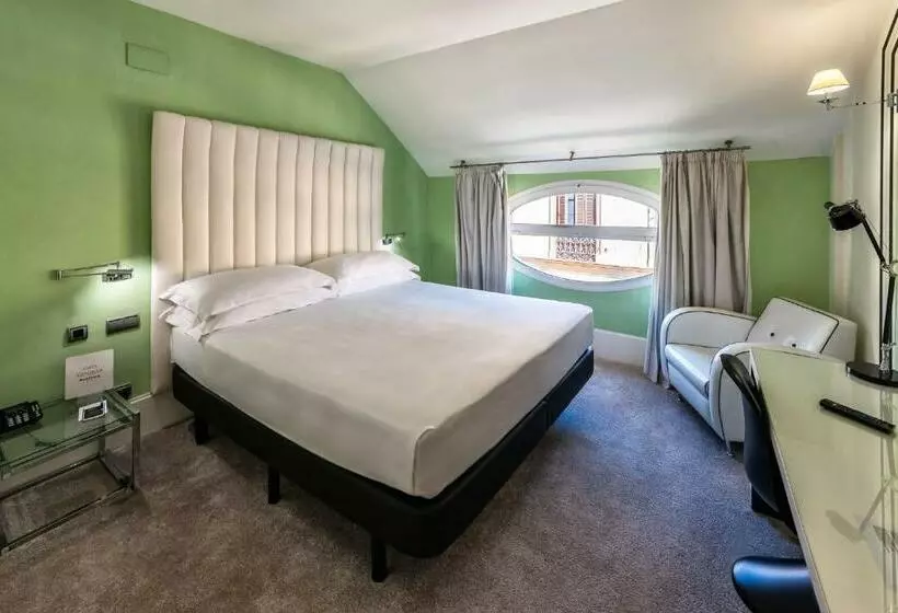 اتاق استاندارد, Mariposa Hotel Malaga