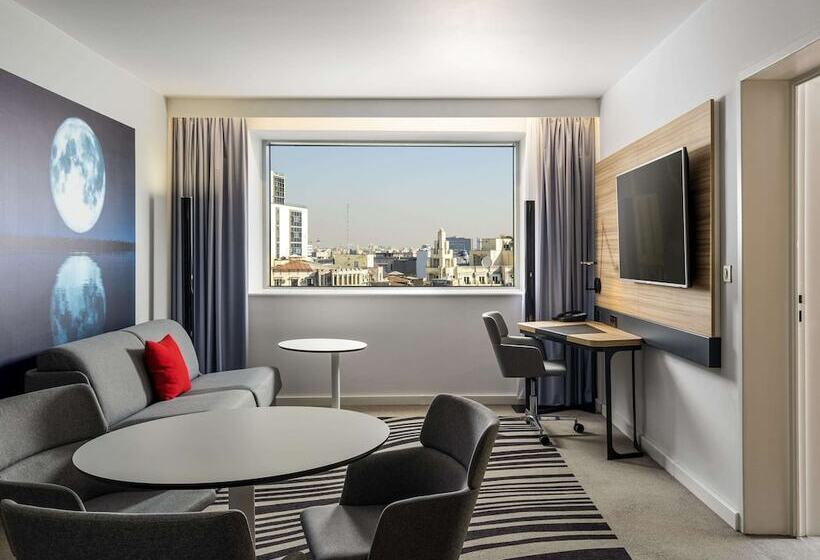 סוויטת ג'וניור, Novotel Bucharest City Centre