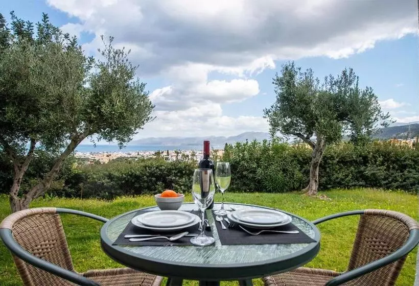 استودیوی سوپریور, Palatia Village Hotel Apartments