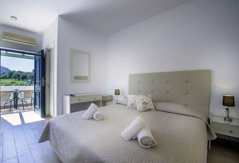استودیوی استاندارد, Palatia Village Hotel Apartments