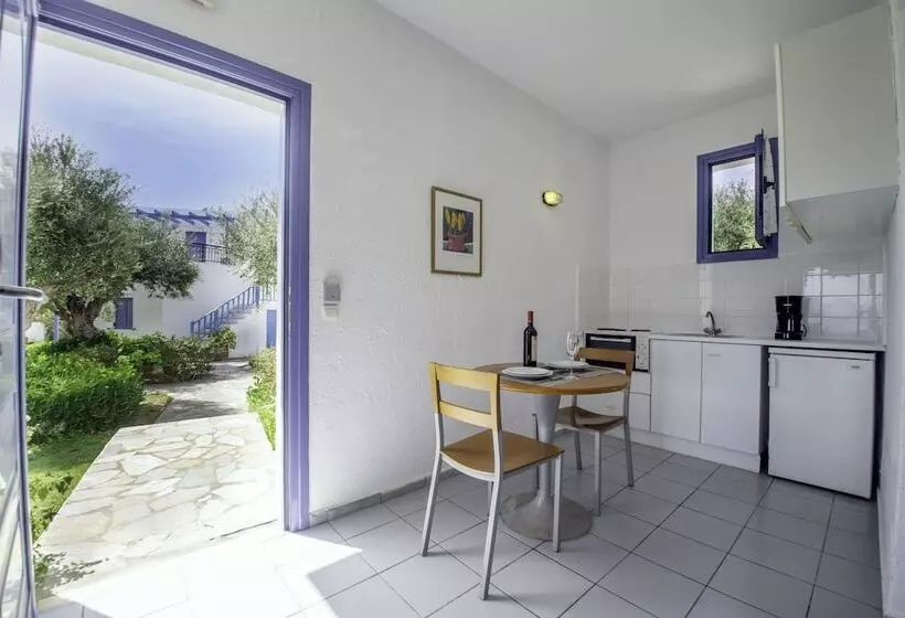استودیوی سوپریور, Palatia Village Hotel Apartments