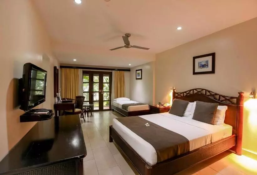 اتاق استاندارد با چشم‌انداز باغ, Warwick Le Lagon Resort & Spa, Vanuatu