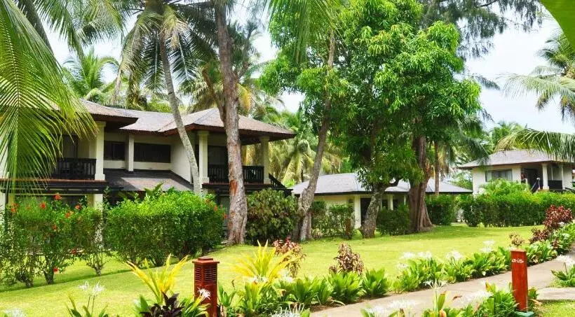 اتاق استاندارد با چشم‌انداز باغ, Warwick Le Lagon Resort & Spa, Vanuatu