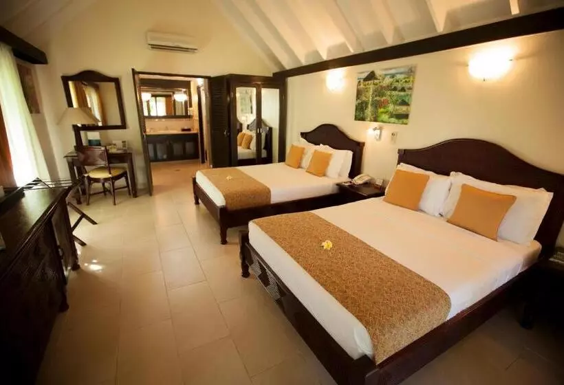 ویلای استاندارد با چشم‌انداز باغ, Warwick Le Lagon Resort & Spa, Vanuatu