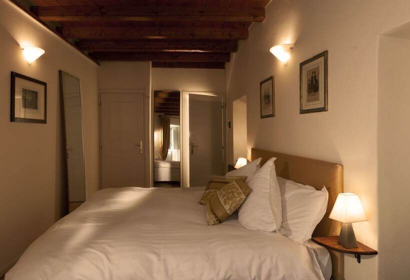 اتاق استاندارد یک نفره, Albergo Orologio