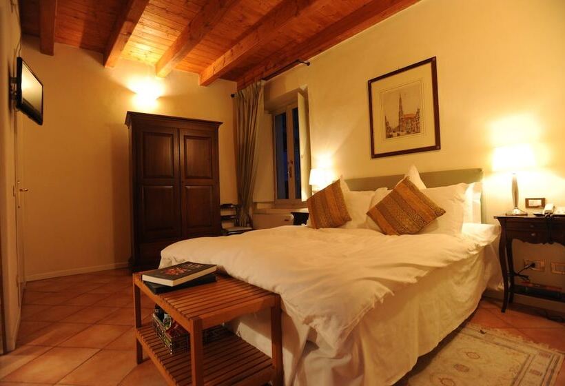 اتاق استاندارد, Albergo Orologio