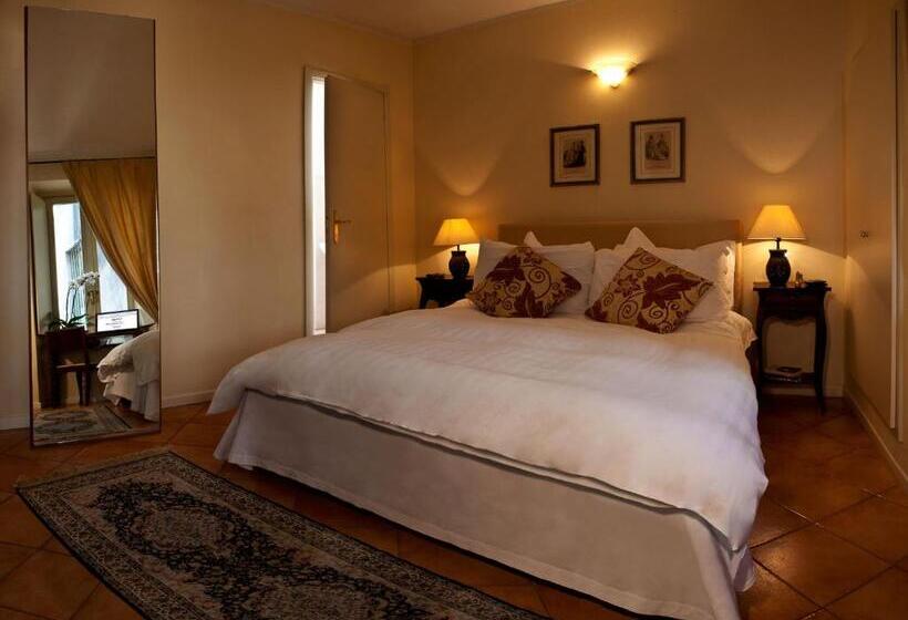 اتاق استاندارد سه نفره, Albergo Orologio