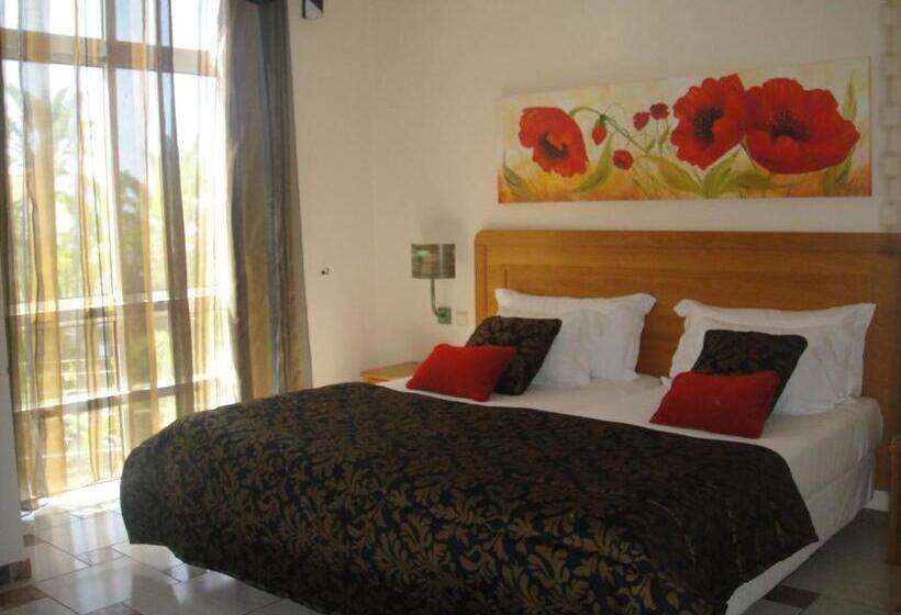 标准间, Hospedaria Frangaria