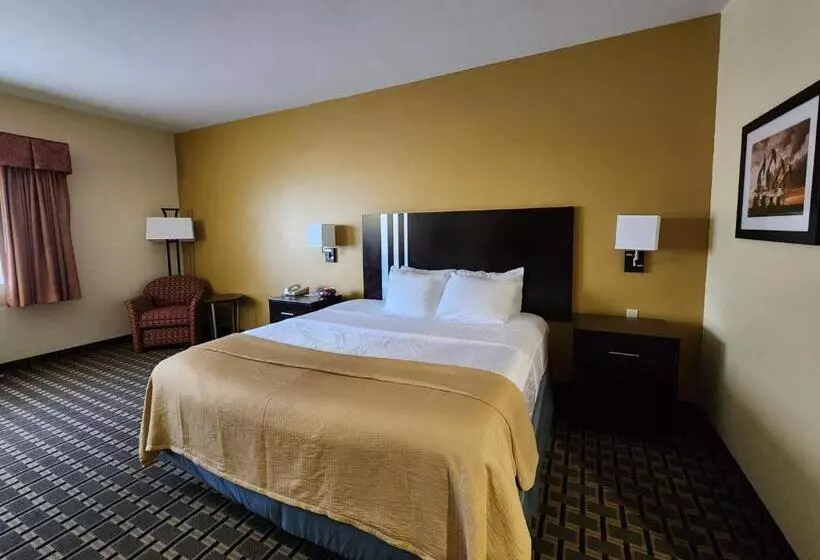身障者適用スイートルーム, Days Inn & Suites By Wyndham Sam Houston Tollway