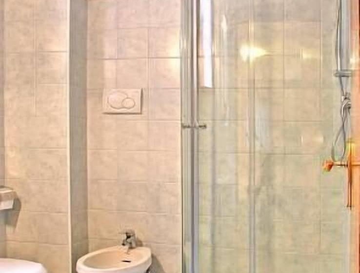 Standard Single Room, Fontana