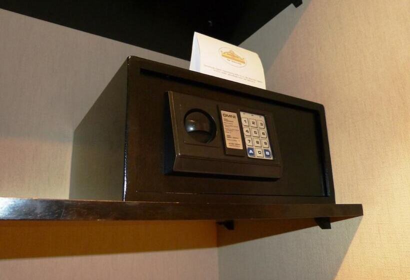 スイート, Howard Johnson Pilar Resort Spa & Convention Center