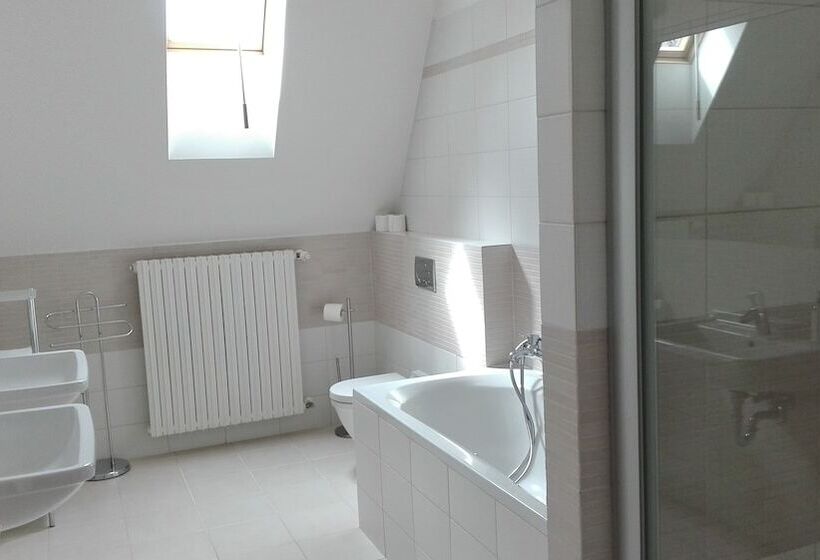 اتاق راحتی, Pension Jana   Domov Mládeže