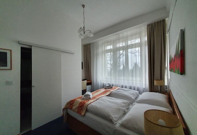 اتاق استاندارد چهار تخته, Pension Jana   Domov Mládeže