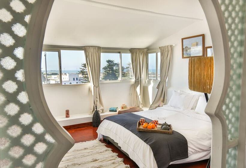 בקתה, Madada Mogador