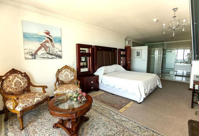 חדר פנטהאוז, Misty Waves Boutique