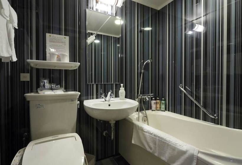 Номер Стандарт Трехместный, Monterey Hanzomon