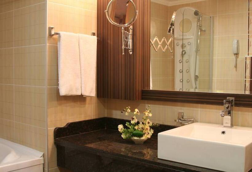 جناح, Surmeli Adana