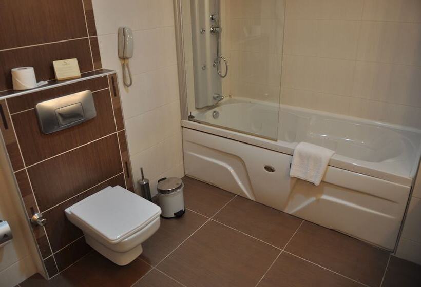 جناح, Surmeli Adana