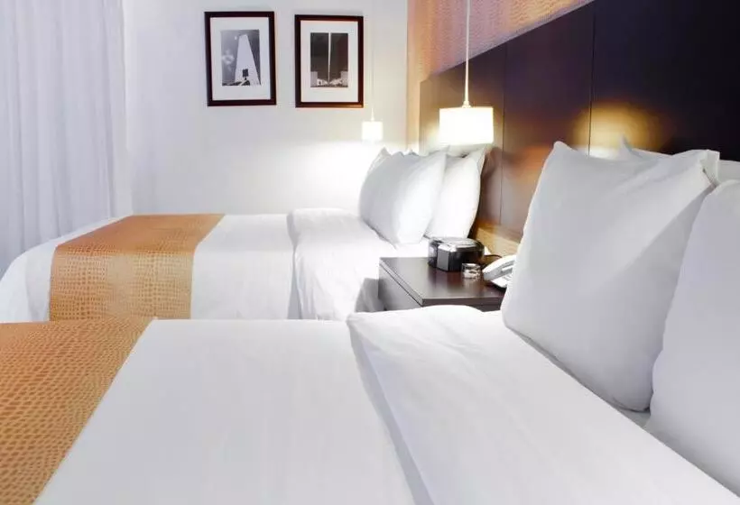اتاق استاندارد, Trinitarias Suites