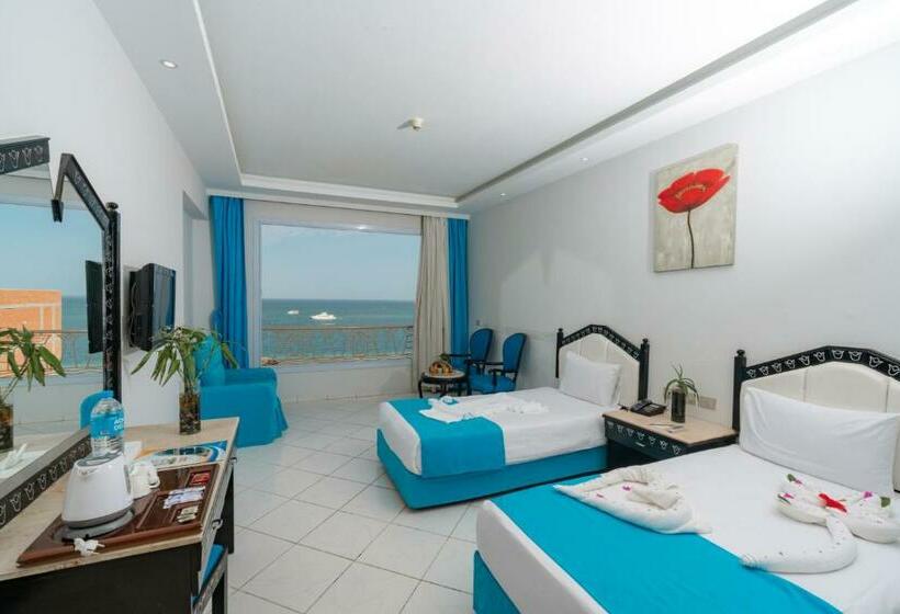 Superior Triple Room, King Tut Aqua Park Beach Resort