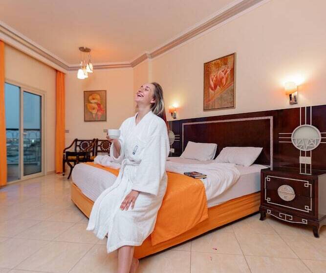 Superior Triple Room, King Tut Aqua Park Beach Resort