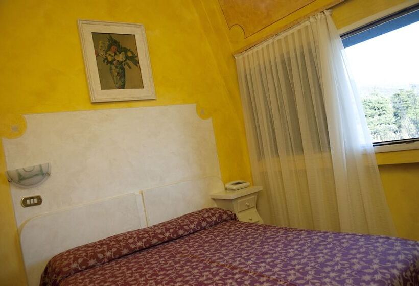 اتاق استاندارد یک نفره, Ai Ronchi Motor Hotel Brescia
