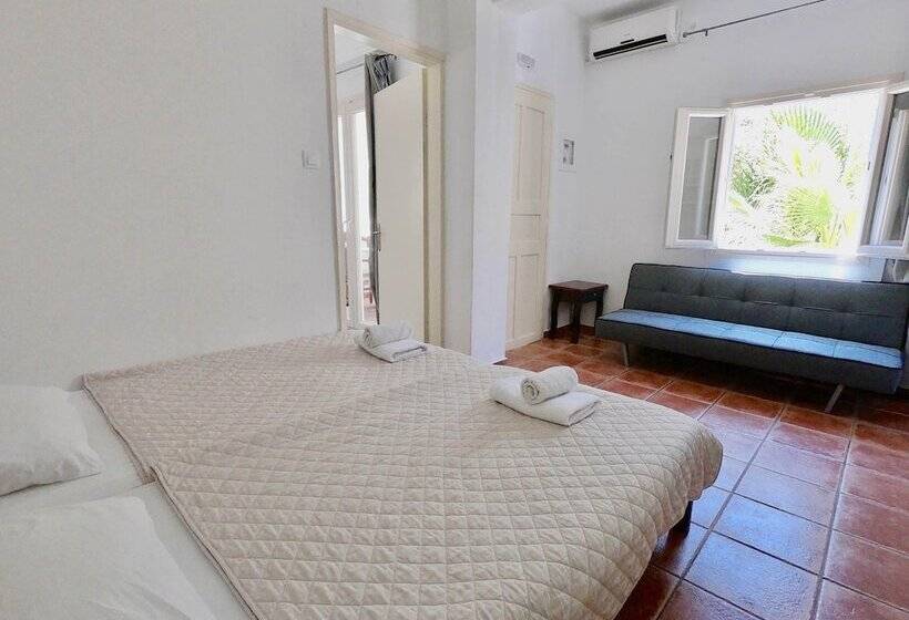 סטודיו דלוקס, Anny Studios & Rooms Perissa Beach