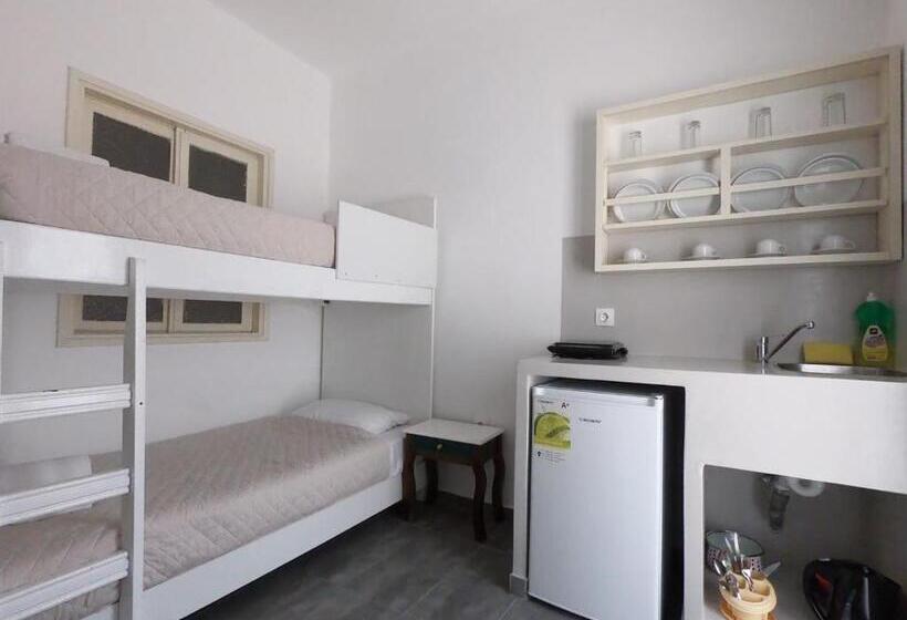 חדר סטנדרט לארבעה, Anny Studios & Rooms Perissa Beach