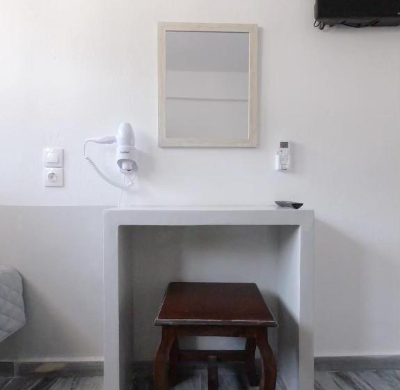 חדר סטנדרט לשלושה, Anny Studios & Rooms Perissa Beach