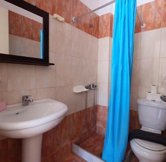 סטודיו משפחתי, Anny Studios & Rooms Perissa Beach